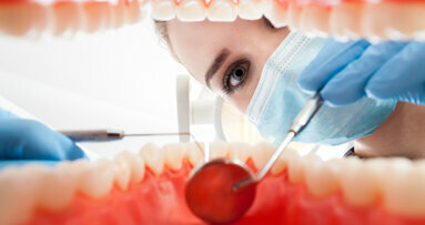 全球牙科行业第三季度踯躅前行！