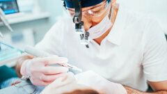 Estudo analisa a sobrevivência do dente após tratamento do canal radicular na população dos EUA