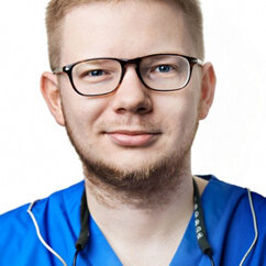 Dr Łukasz Zadrożny