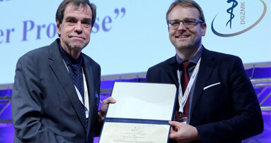 Priv.-Doz. Dr. Dr. Christian Kirschneck erhält Miller-Preis