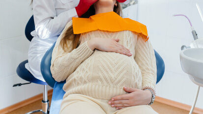 Fumatul în timpul sarcinii este asociat cu anxietatea dentară, potrivit unui nou studiu