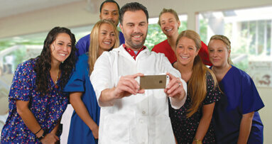 Group selfies can help support the dental hygiene profession